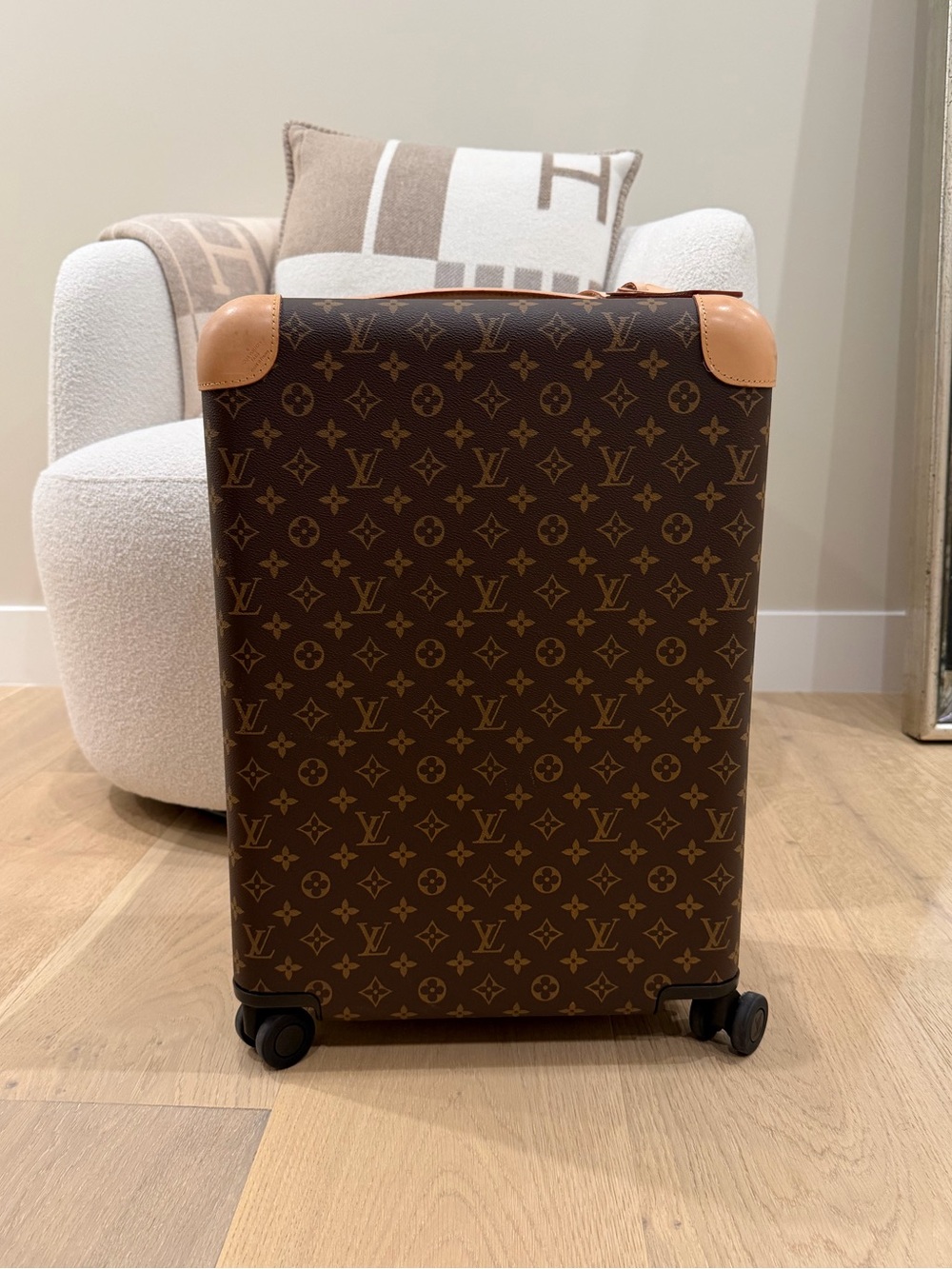 Louis Vuitton Monogram Horizon 50 Carry-On